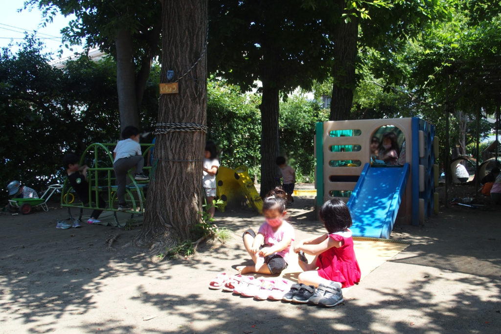 幼稚園の日常風景 ー園庭遊びー